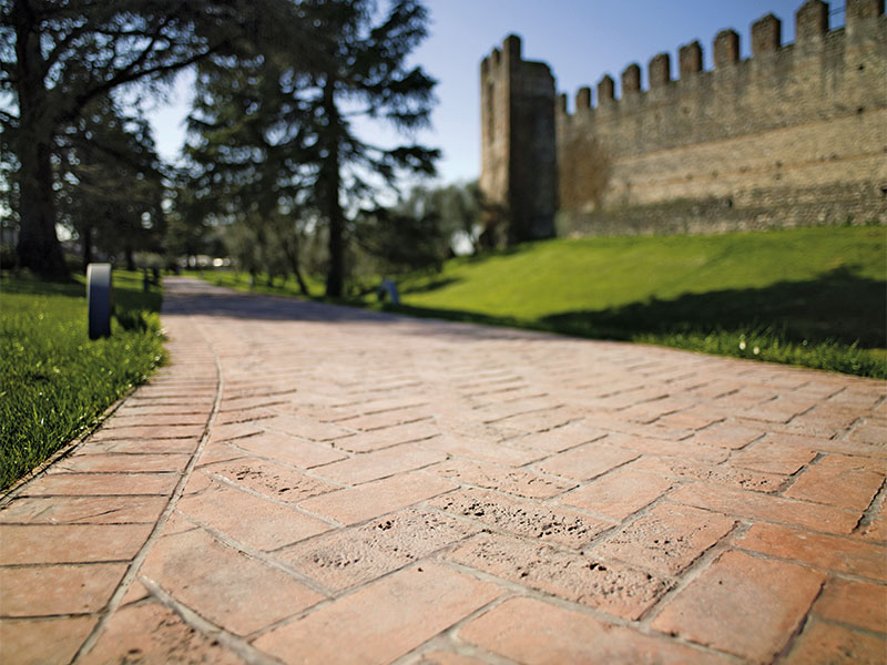 دکوتن چیست ؟